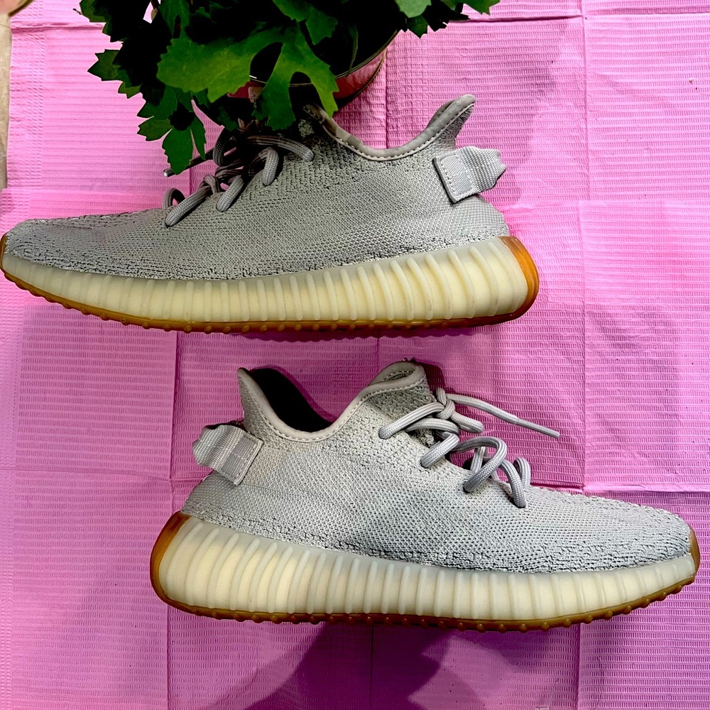 YEEZY BOOST V2 ‘ SESAME’ - GS